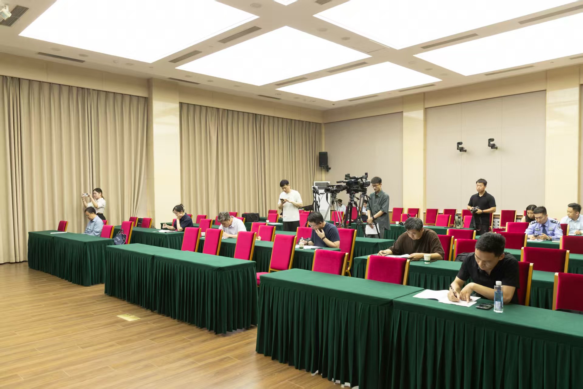 微信图片_20250712090719.jpg