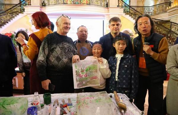 微信图片_20251118091612_131_2.jpg 微信图片_20251118091612_131_2.jpg